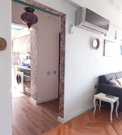 Sunsets, Seaview, Next To Old Town, 3 Bedroom Elevator