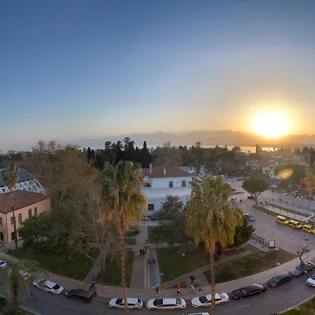 Sunsets, Seaview, Next To Old Town, 3 Bedroom Elevator Apartment Antalya