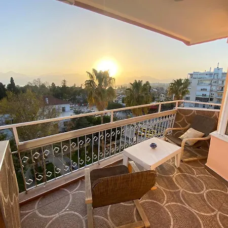 Sunsets, Seaview, Next To Old Town, 3 Bedroom Elevator *