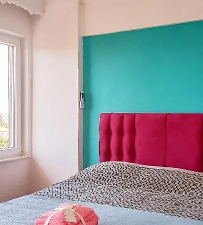 Sunsets, Seaview, Next To Old Town, 3 Bedroom Elevator Apartment